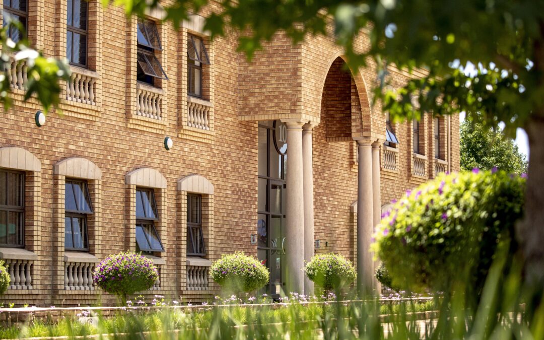 Boost Productivity: Office Spaces That Inspire in Centurion